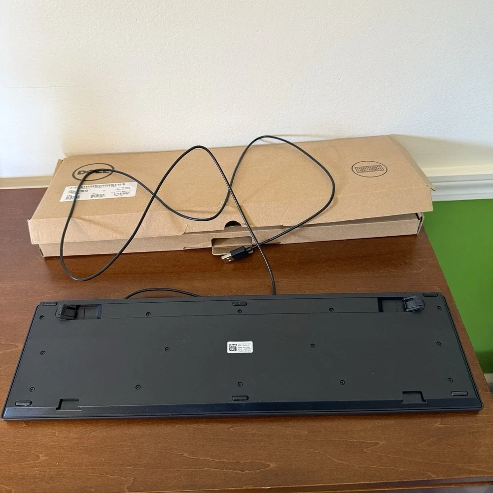 NIB Dell KB216-BK-US Wired USB Multimedia Keyboard Full Size Quiet Keys Black PC